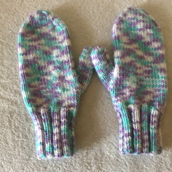 Accessories - Handmade knit mittens for women or girls
